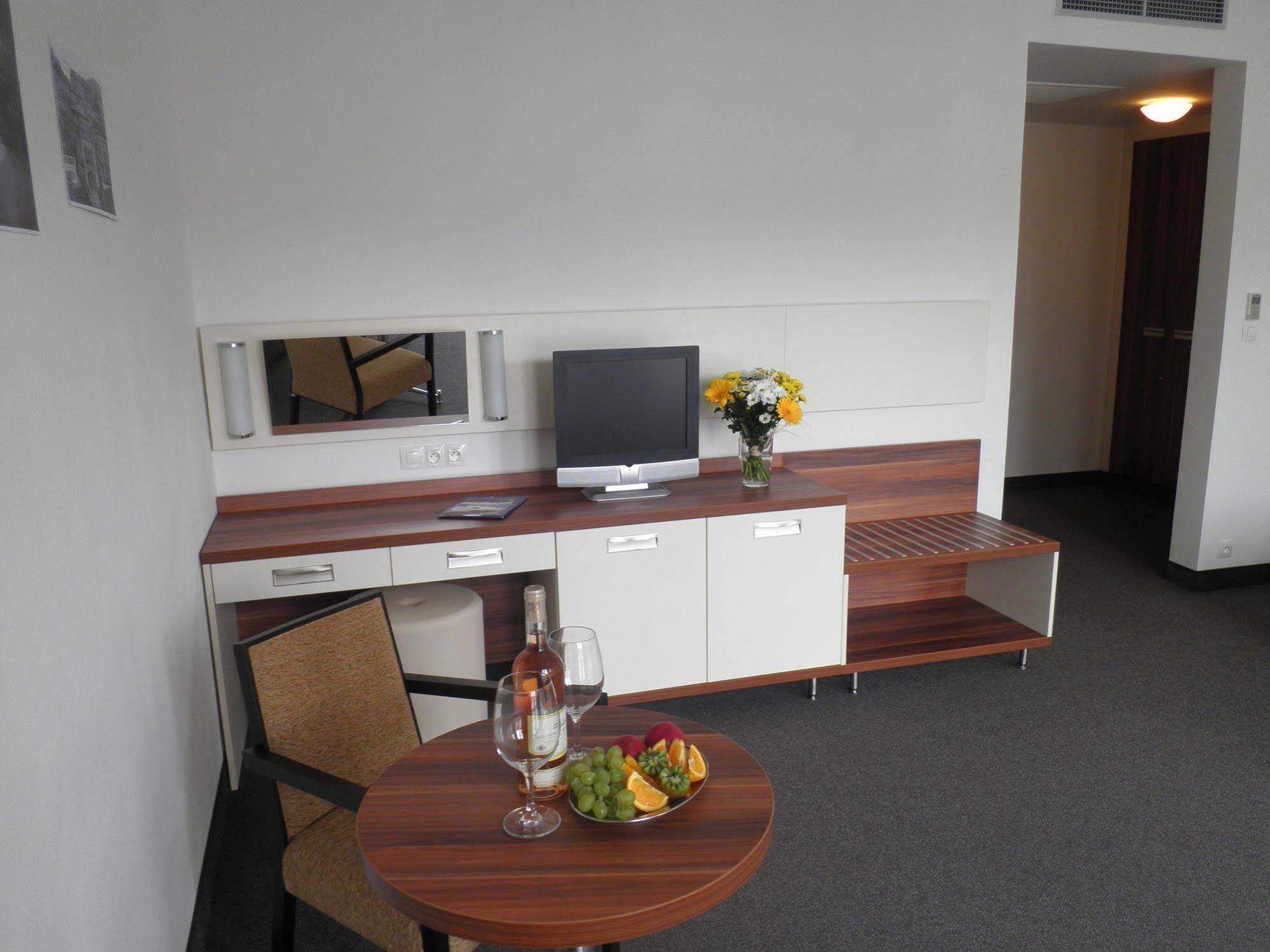 Hotel Malta Karlovy Vary Ngoại thất bức ảnh